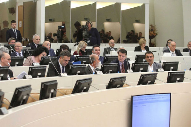 Непријатеље ујединиле акцизе